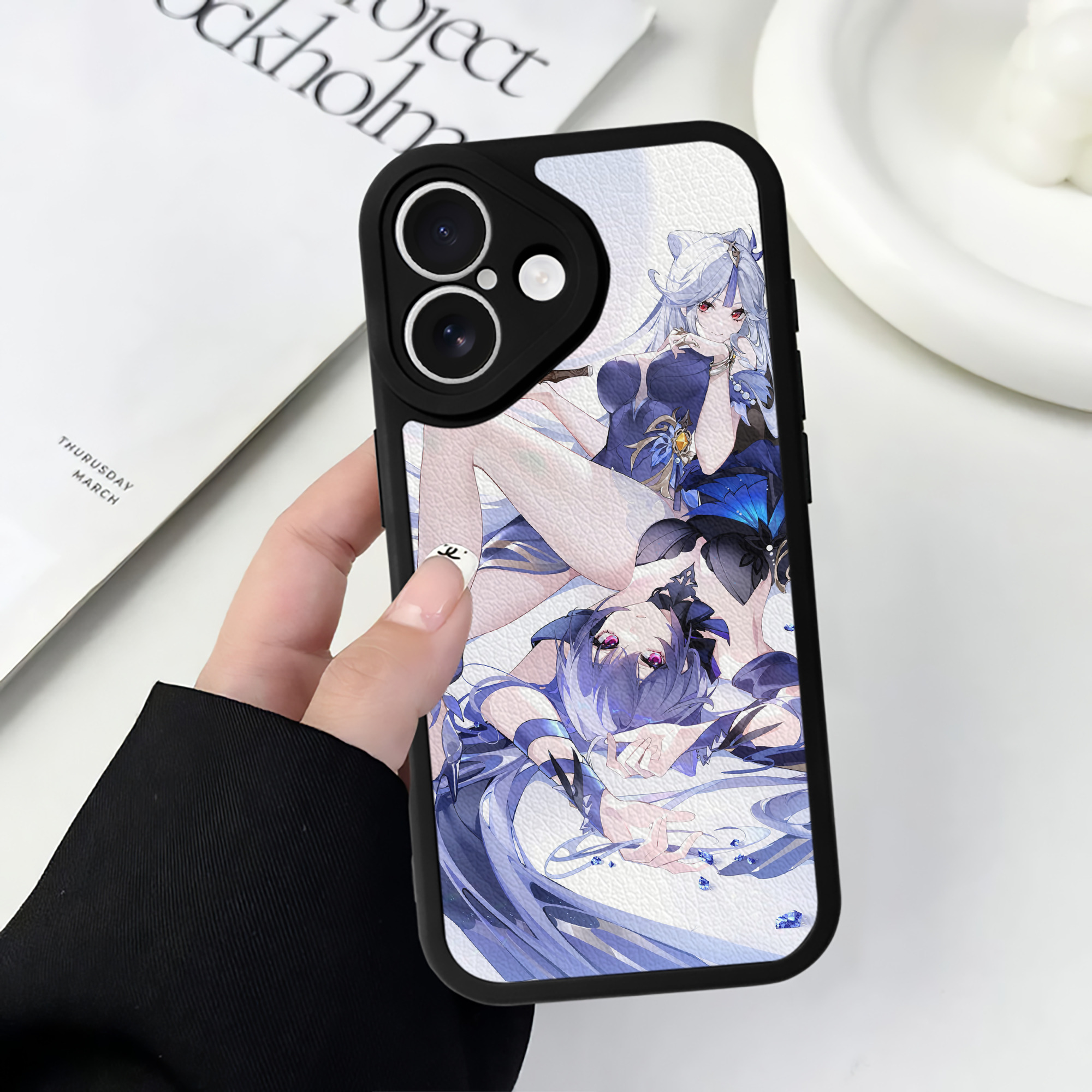 げんし神 genshin 【iPhone 16シリーズ対応】シリコンスマホケース（レザー調） 材質：シリコン
